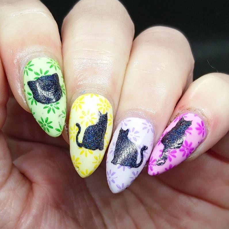 44 Nail Stencils  - Cat