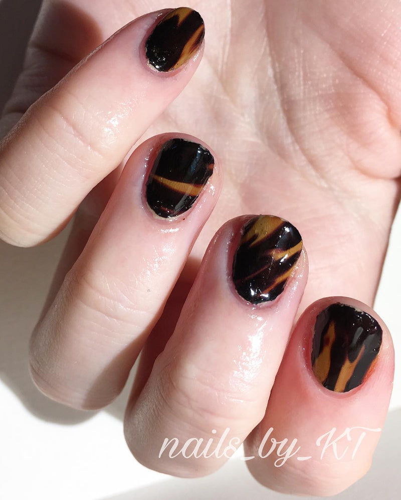 Tortoise shell Nail Art