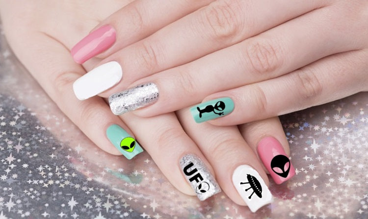 Alien Ufo Nail Art