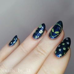 Alien Ufo Nail Art