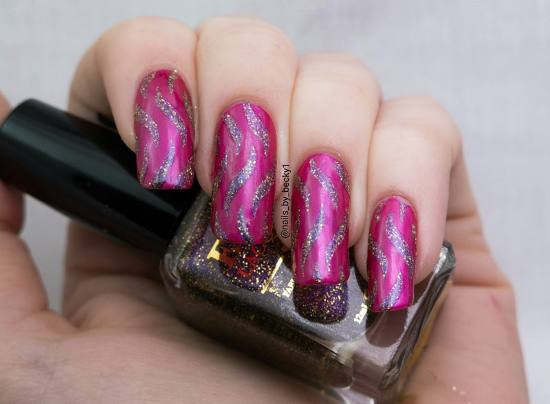 32 Nail Stencils style 113