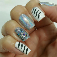 32 Nail Stencils style 113