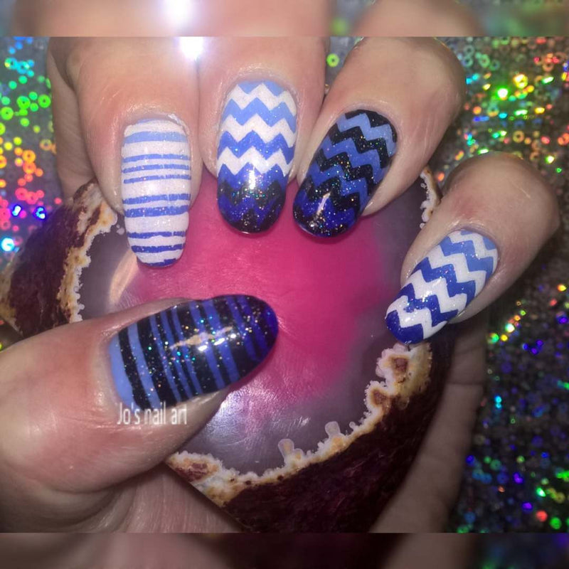 32 Nail Stencils style 129